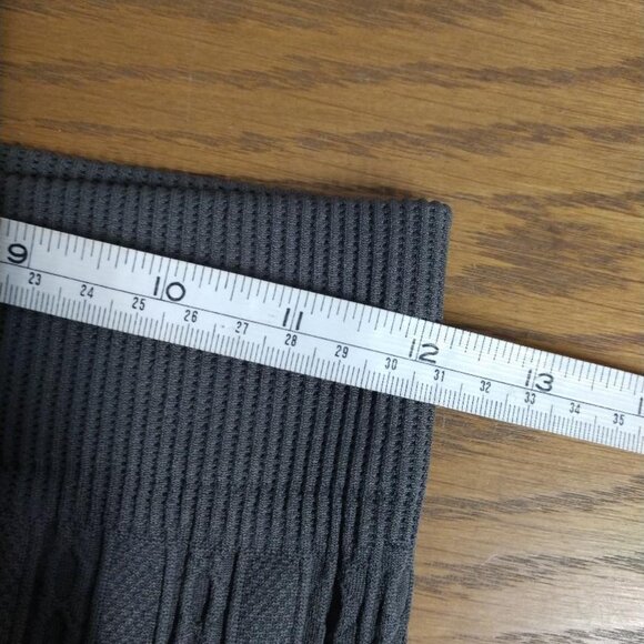 Gray Charlotte Russe Gray Legging- Size M/L - Picture 4 of 7